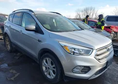 1FMCU9GD1JUB59484: 44363218