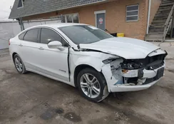 3FA6P0LU3JR118717: 44363647