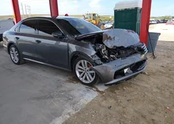 1VWBA7A34JC026184: 44363882