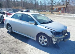 2T1BU4EE4CC838261: 44367143