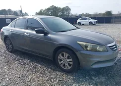 1HGCP3F8XBA006880: 44369035