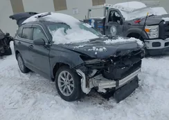 5J6RS4H77PL008447: 44370414