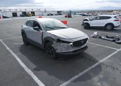 3MVDMBBM0SM796538: 44369701