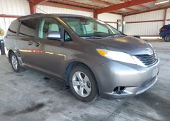 5TDKK3DC7BS009075: 44371204