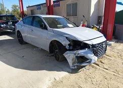 1N4BL4CV1PN370309: 44372497