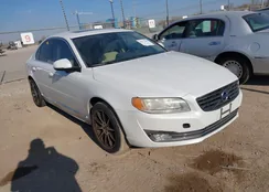 YV140MAB5F1182557: 44371906