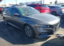 1HGCV3F54KA005803: 44374270