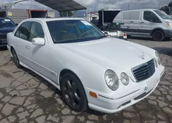 WDBJF70J2YB098127: 44375250