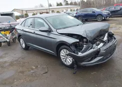 3VWC57BU8KM061522: 44374720