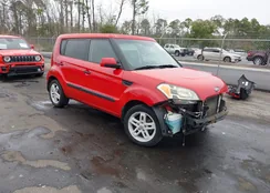 KNDJT2A2XB7271925: 44376846