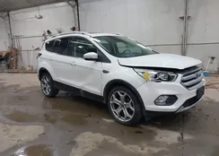 1FMCU9J99HUA57204: 44377763