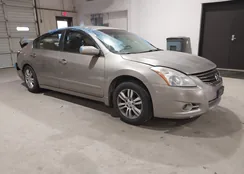 1N4AL2AP2CN477271: 44379224