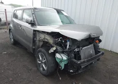 KNDJX3AE3H7022198: 44379892