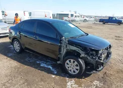 3KPA24AD7NE487042: 44384173