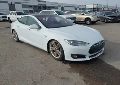 5YJSA1H42FF091091: 44386094