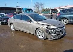 1G1ZD5ST2RF239066: 44386408