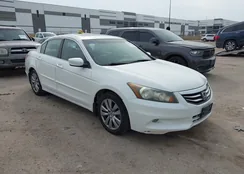 1HGCP3F84BA024825: 44388088