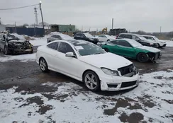 WDDGJ4HB7EG279525: 44389252