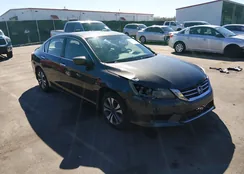 1HGCR2F33DA042812: 44389309