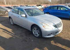 JN1CV6AR8DM351416: 44388551