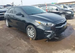 3KPF24AD8ME368131: 44391094