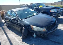 1HGCP2F35AA112103: 44391358