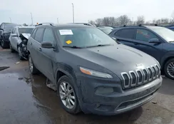 1C4PJLDB4EW256090: 44392584