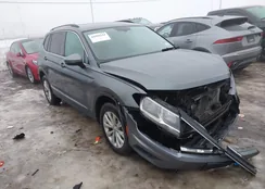 3VV2B7AX2JM044153: 44394144