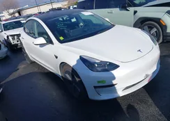 5YJ3E1EA5NF342185: 44395460