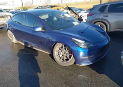 5YJ3E1EB8MF937801: 44395571