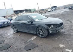 1HGCR3F96GA019085: 44396850