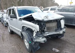 1C4PJMAK3CW130603: 44396916