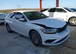 3VWCB7BU9KM261592: 44397119