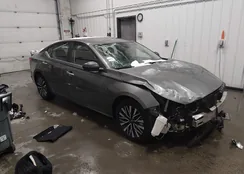 1N4BL4DV6SN388165: 44400977