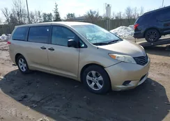 5TDZK3DC1BS030244: 44400826