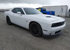 2C3CDZFJ0GH102222: 44401843