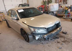 1HGCR2F57DA135320: 44402104