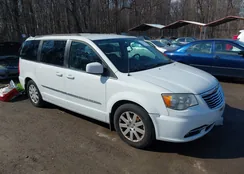 2C4RC1BGXER437287: 44403353