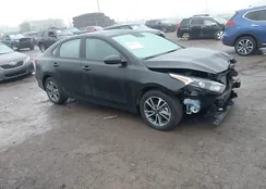 3KPF24ADXPE561952: 44403476