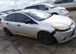 1FADP3E29EL220984: 44404834