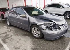 JH4KB16667C003674: 44405824