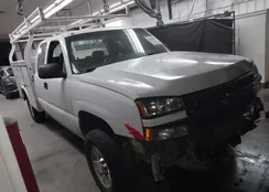 1GCHC29U86E180111: 44406594