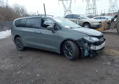 2C4RC1GG3LR240662: 44407973