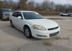 2G1WD5EMXB1204456: 44407437