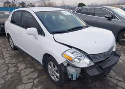 3N1BC11E38L351311: 44413669