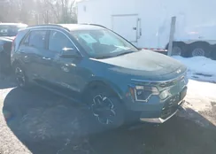 KNDCT3L17R5110022: 44415072