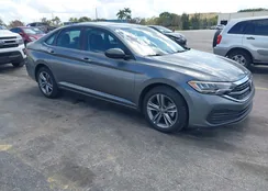 3VWEM7BU3RM040700: 44415328