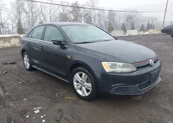 3VW637AJ6DM289614: 44415928