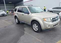 1FMCU0D77CKB87508: 44415645