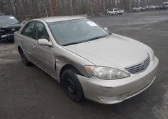 4T1BE30K55U077777: 44421111